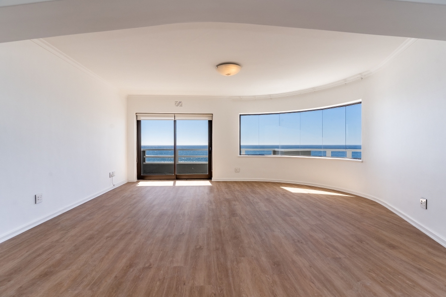 3 Bedroom Property for Sale in Sea Point Western Cape